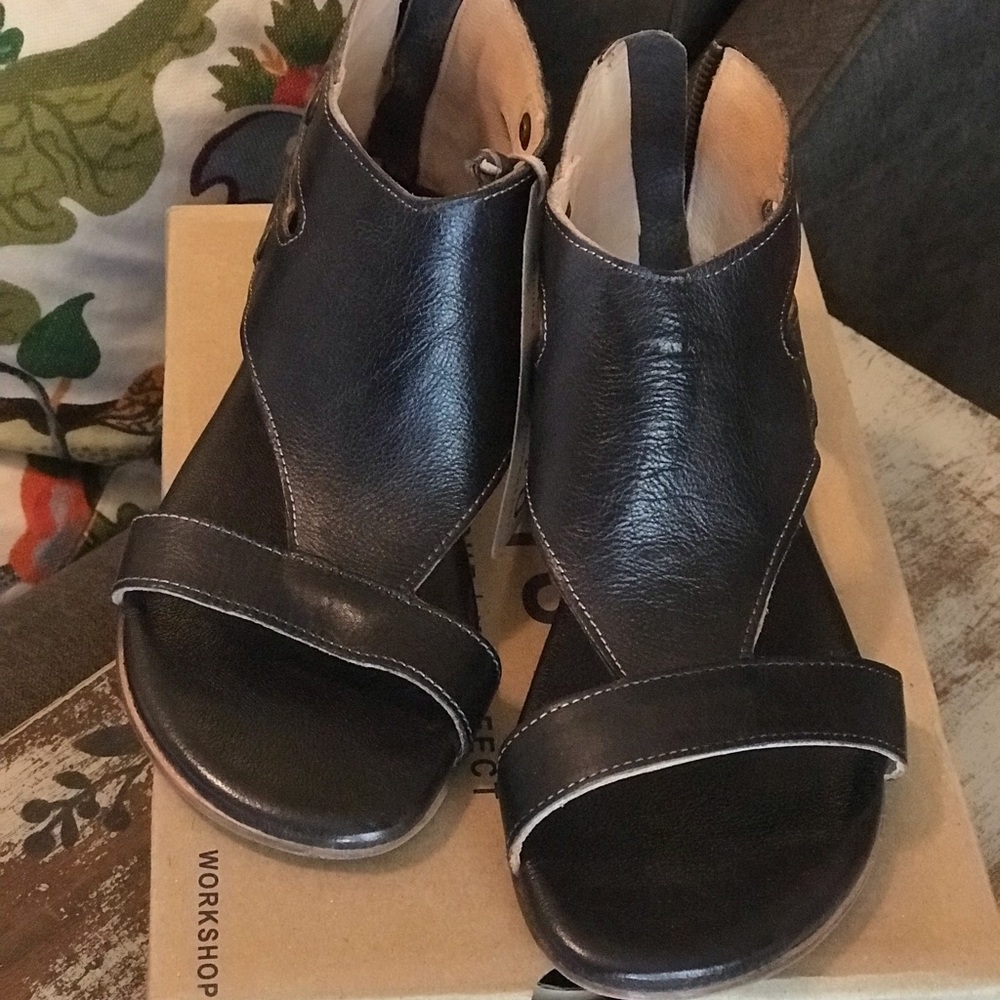 Bed Stu rustic Black Soto sandal size 8.5